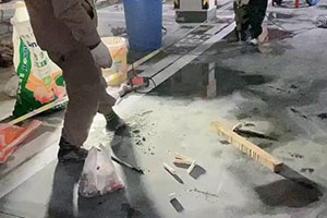 德宏地下车库堵漏施工视频